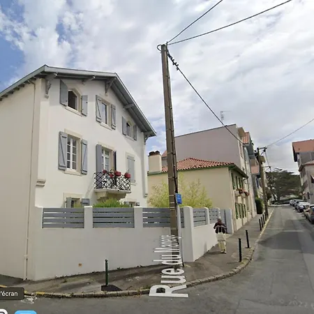 Apartment Centre Pres Avenue De Verdun 10 Mn A Pied De La Grande 4 Personnes *